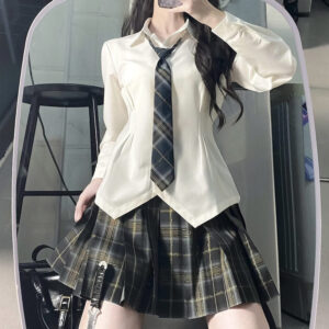 Fitted waist button-up shirt blouse